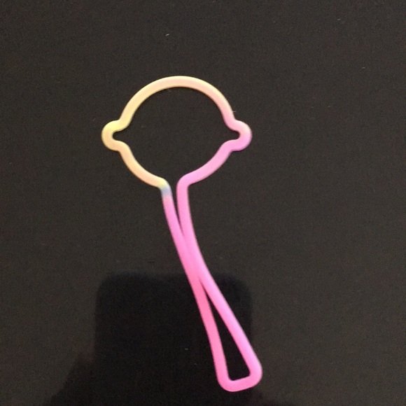 🌺 2 packs of colorful “snacks” silly bandz - Picture 3 of 7